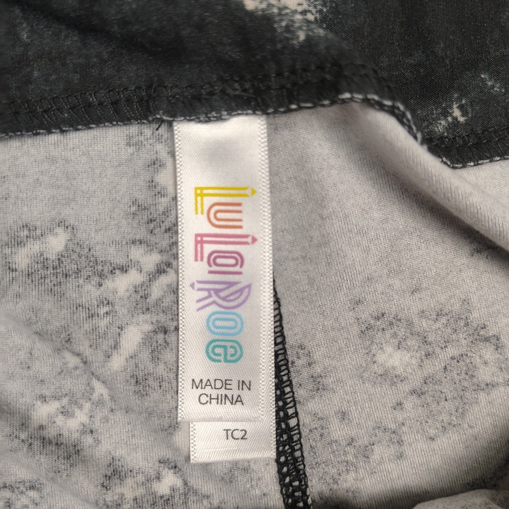 LuLaRoe Leggings Womens TC2 Black White Distressed Tie Dye Polyester Spandex - Picture 3 of 8